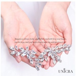 Rhinestone hair pins